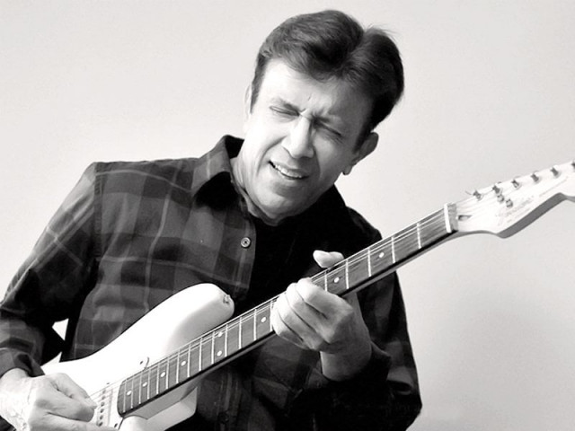 coupled with simple catchy acoustic guitar playing by asad ahmed albela rahi provides a soothing melody photo file coupled with simple catchy acoustic guitar playing by asad ahmed albela rahi provides a soothing melody photo file