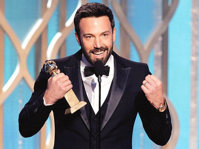 affleck wins directors award as argo hurtles to oscars affleck wins directors award as argo hurtles to oscars