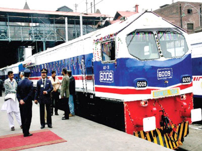 firm that built lahore s rapid transit to act as consultant for karachi