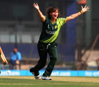 icc women s world cup pakistan lose to india by 6 wickets