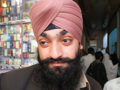 starting over in a violent city migrating sikhs find peace