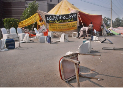 doctors move protest camp to jail road after police action