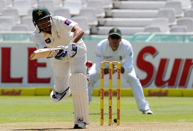 pakistani cricketer younus khan plays a shot from south african cricketer vernon philander on day one of test match between south africa and pakistan in cape town at newlands on february 14 2013 photo afp
