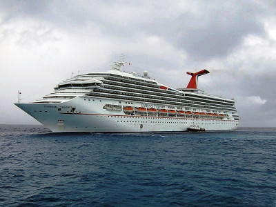 us cruise ship passengers parting gift bathrobes