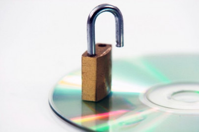 famed us hacker helps ecuador secure its vote