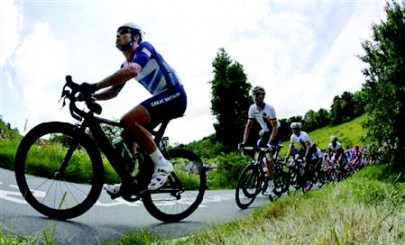 cycling sabir takes lead for wapda