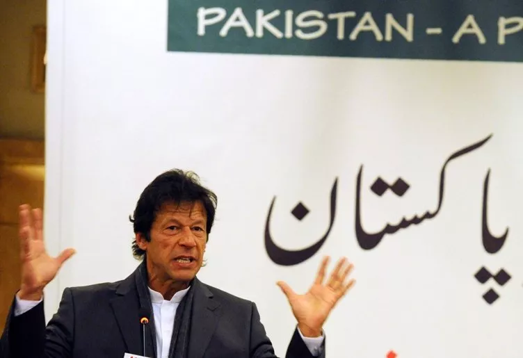pti chief demands chief justice take suo motu notice of attack on hazara shia community in quetta photo afp file pti chief demands chief justice take suo motu notice of attack on hazara shia community in quetta photo afp file