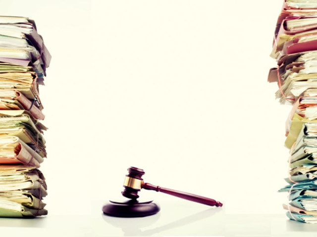 number of pending criminal cases declined to 3 500 in 12 from 7 750 in 11 illustration essa malik number of pending criminal cases declined to 3 500 in 12 from 7 750 in 11 illustration essa malik