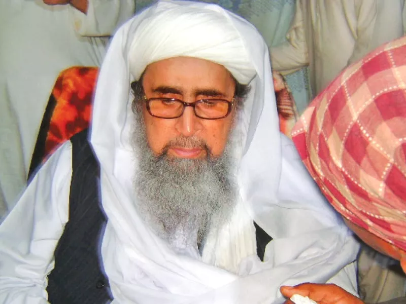 saeen hussain shah qamber waro has numerous followers across the world who visit dargah hussainabad to get his blessings photo express saeen hussain shah qamber waro has numerous followers across the world who visit dargah hussainabad to get his blessings photo express