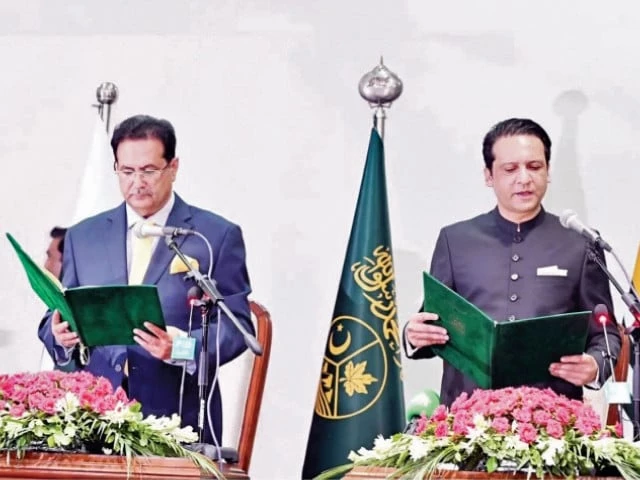 pml n s barrister syed iftikhar ali gillani takes oath as the new ajk pm photo express pml n s barrister syed iftikhar ali gillani takes oath as the new ajk pm photo express