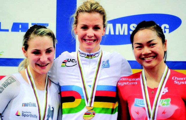 cycling james becomes world s fastest woman