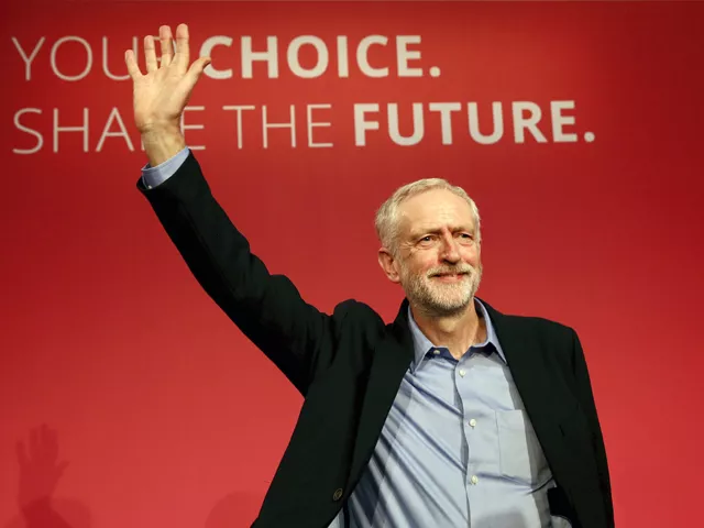 the new leader of britain 039 s opposition labour party jeremy corbyn waves after making his inaugural speech at the queen elizabeth centre in central london september 12 2015 photo reuters the new leader of britain 039 s opposition labour party jeremy corbyn waves after making his inaugural speech at the queen elizabeth centre in central london september 12 2015 photo reuters