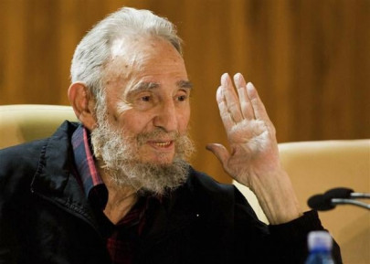 amid leadership speculation castro makes surprise parliament appearance