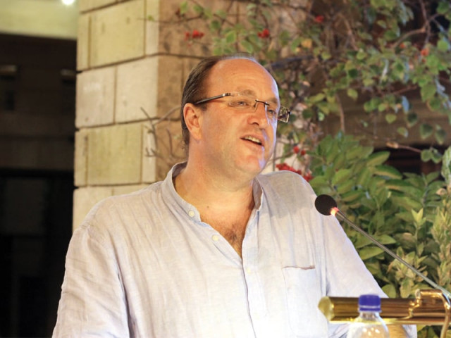 william dalrymple says he sees similarities in the first invasion and the current one william dalrymple says he sees similarities in the first invasion and the current one