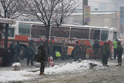 taliban suicide bomber targets kabul army bus
