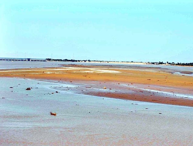 the report also recommends developing a digitised online model of the indus basin and increasing knowledge on monsoon variability trends photo app file