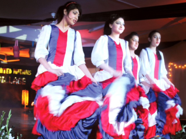girls dance to french music at the cultural show photo waqas naeem express girls dance to french music at the cultural show photo waqas naeem express