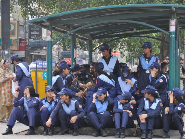 men and women work side by side in other organisations why are we caged in a separate women s police station says asp bukhari photo nni file men and women work side by side in other organisations why are we caged in a separate women s police station says asp bukhari photo nni file