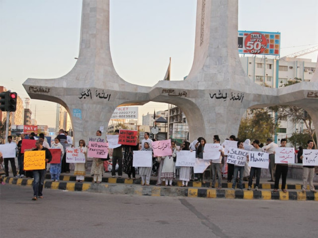 over 50 students from various educational institutions turned up at teen talwar to help raise money for the blast victims over 50 students from various educational institutions turned up at teen talwar to help raise money for the blast victims