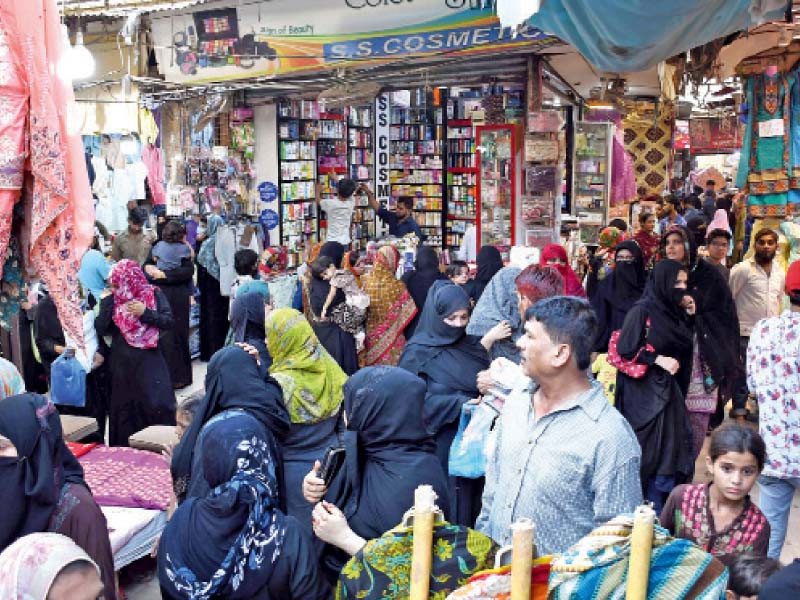 flouting covid sops citizens throng markets as eidul fitr approaches photo online