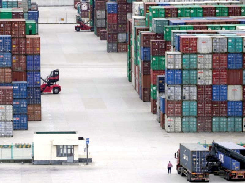 businessmen demanded the formation of a regulatory authority for the container terminals to ensure a better working environment photo file