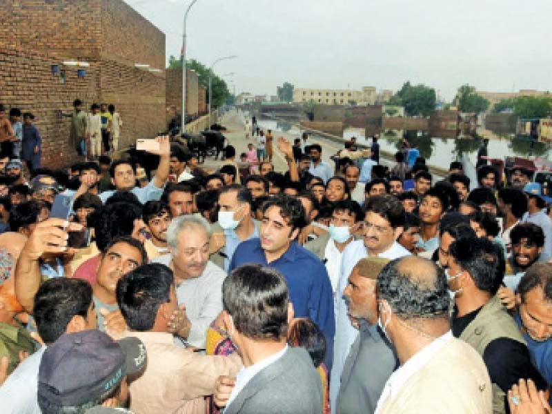 foreign minister and ppp chairman bilawal bhutto meets rain affected people near rice canal in larkana on monday photo nni