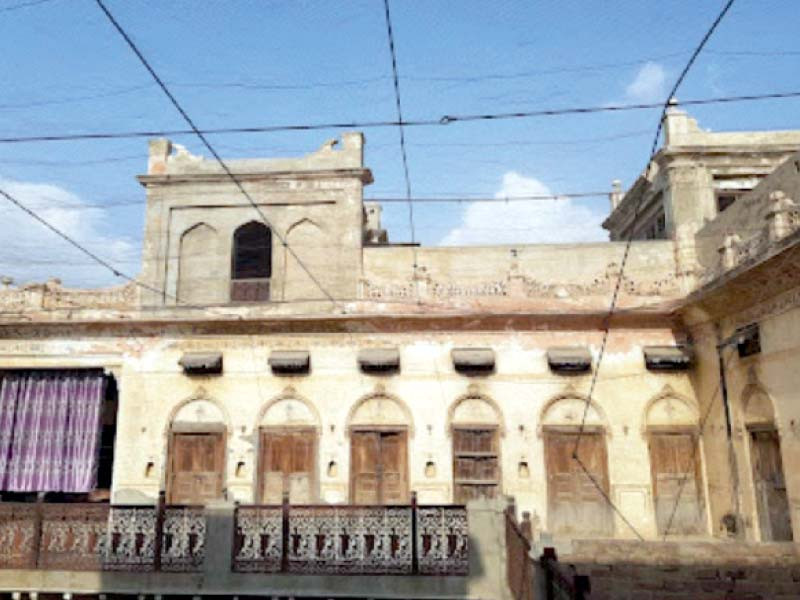 nagar mahal s upper floor reminisces about european style of architecture while the ground floor follows mughal aesthetics with steps leading to the main entrance preceded by an arch embossed with delicate patterns the interior of the mansion is no less palatial a close up snap represents delicate craftsmanship the mahal is topped up by a roof that appears to be a bit worn off photos express