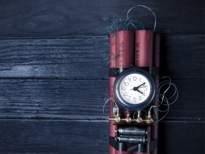 roadside bomb four security personnel injured in ied explosion