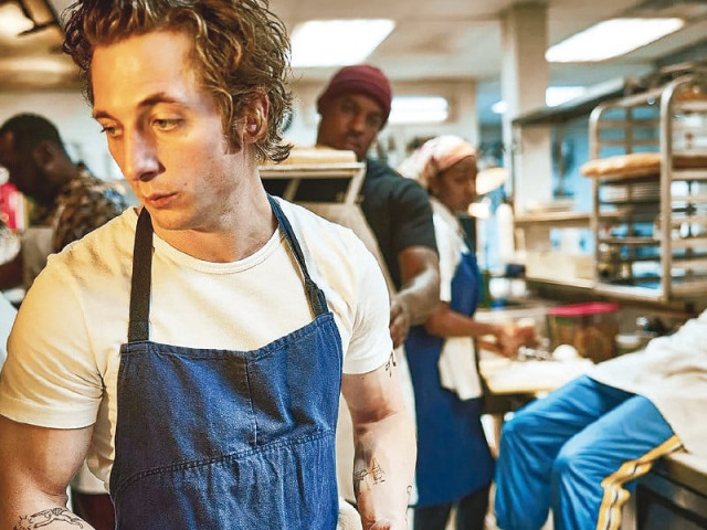 releasing on hulu on wednesday the show follows award winning chef carmy who inherits his late brother s sandwich shop photo file