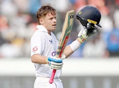 pope exit revives sl s hopes in third test