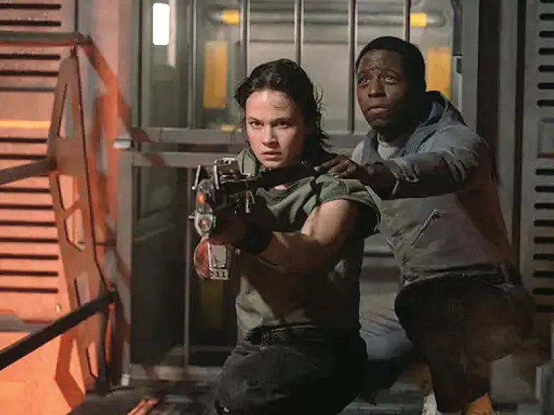 romulus tells the story of space colonists who while scavenging in an abandoned space station encounter a dreaded face eating alien photo file romulus tells the story of space colonists who while scavenging in an abandoned space station encounter a dreaded face eating alien photo file