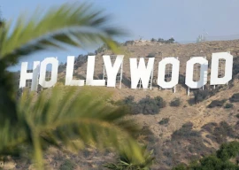 trump thickens hollywood plot trump thickens hollywood plot