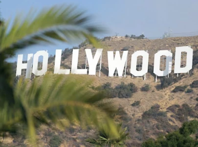 trump thickens hollywood plot trump thickens hollywood plot