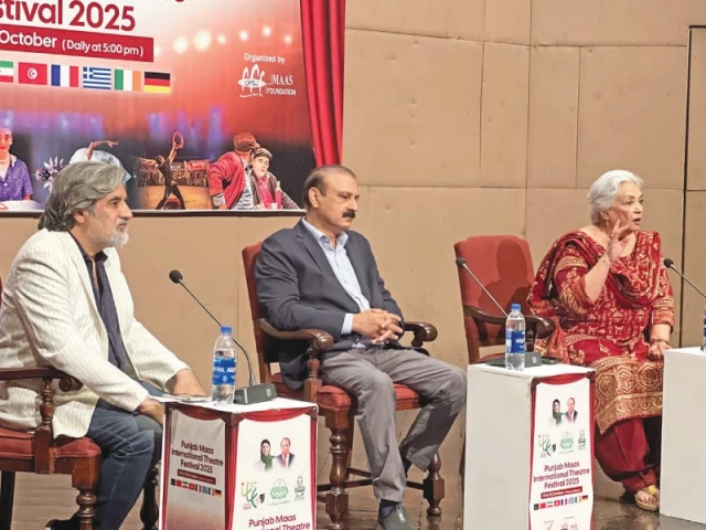 veteran artists naveed shahzad dr khalid butt and prof dr ahmad bilal join the discussion on social change through theatre as part of the punjab maas international theatre festival at alhamra arts council photo express