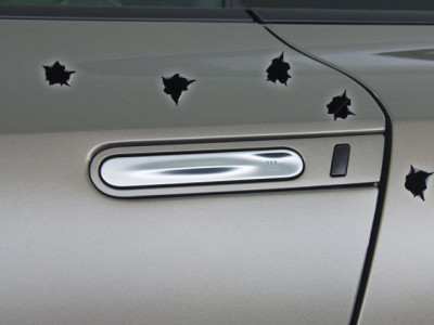 pml n mpa escapes attack