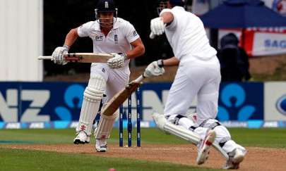 1st test compton cook lead england fightback