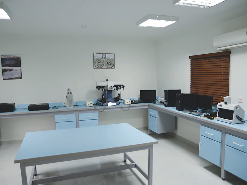 file photo of a forensic lab photo sindh police forensic division
