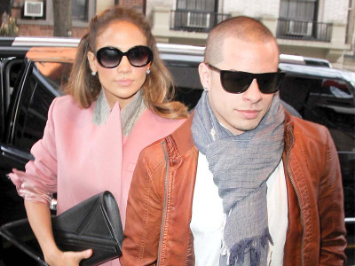 is jlo bored of casper smart