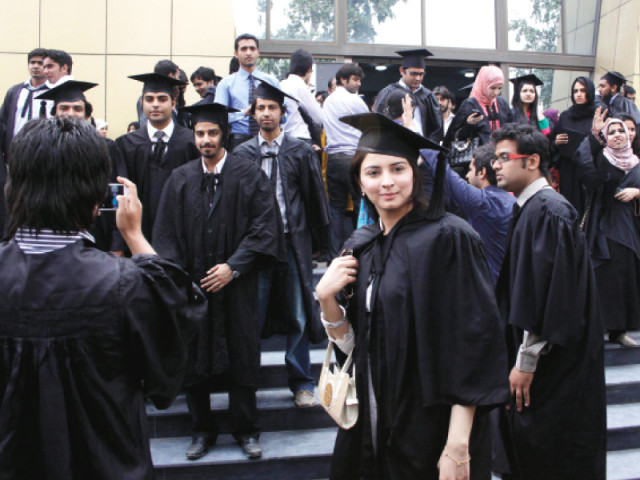 uet holds its 20th convocation photo shafiq malik express uet holds its 20th convocation photo shafiq malik express