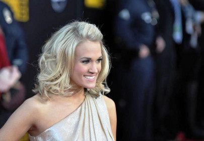 carrie underwood admits being ocd