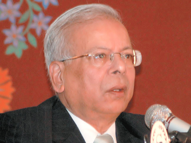 former state bank of pakistan governor ishrat hussain photo file former state bank of pakistan governor ishrat hussain photo file