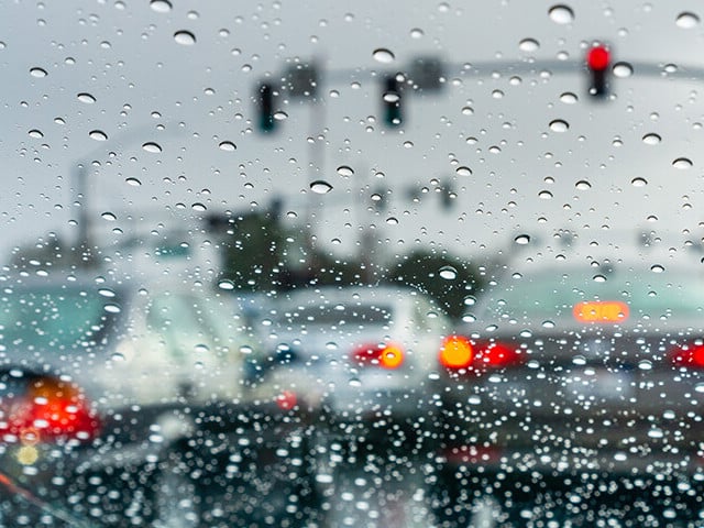 Karachi likely to see gusty winds and light drizzle this week