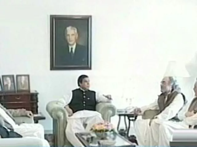prime minister held a meeting with four chief ministers of the country photo express prime minister held a meeting with four chief ministers of the country photo express