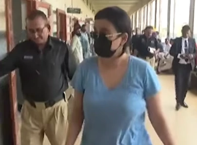 karachi police arrest female drug kingpin pinky karachi police arrest female drug kingpin pinky