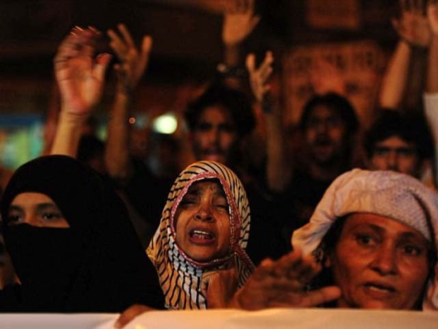 shiite muslims protest against the twin bomb attacks on the parachinar bazaar photo getty images shiite muslims protest against the twin bomb attacks on the parachinar bazaar photo getty images