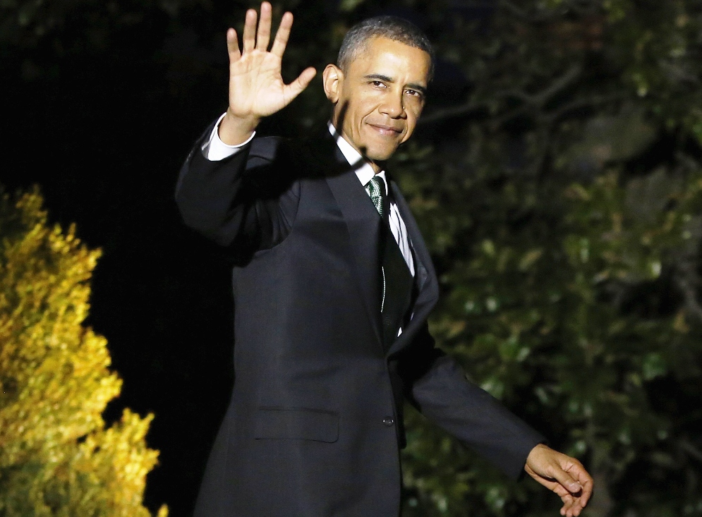 us president barack obama waves to reporters as he departs for travel to israel from the white house in washington march 19 2013 photo reuters