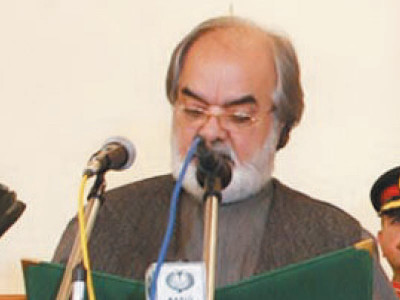 newly appointed balochistan s interim chief minister takes oath