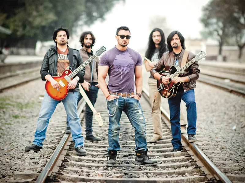 lead guitarist khurram waqar says many uncles and aunties have started to appreciate qayaas s music photo publicity lead guitarist khurram waqar says many uncles and aunties have started to appreciate qayaas s music photo publicity