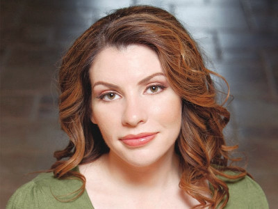 aliens after vampires twilight author stephenie meyer on the host