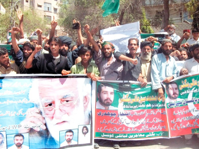 bugti tribesmen protest for their rights in hyderabad photo adeel ahmed sindh express bugti tribesmen protest for their rights in hyderabad photo adeel ahmed sindh express